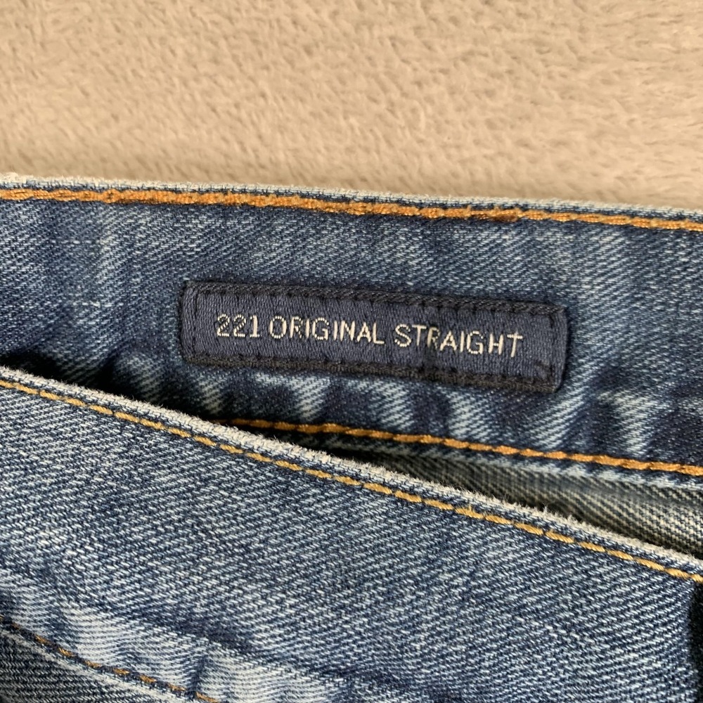 Lucky Brand Jeans Mens 34x30 Light Blue 221 Original Straight Distressed‎ Denim - Picture 9 of 15